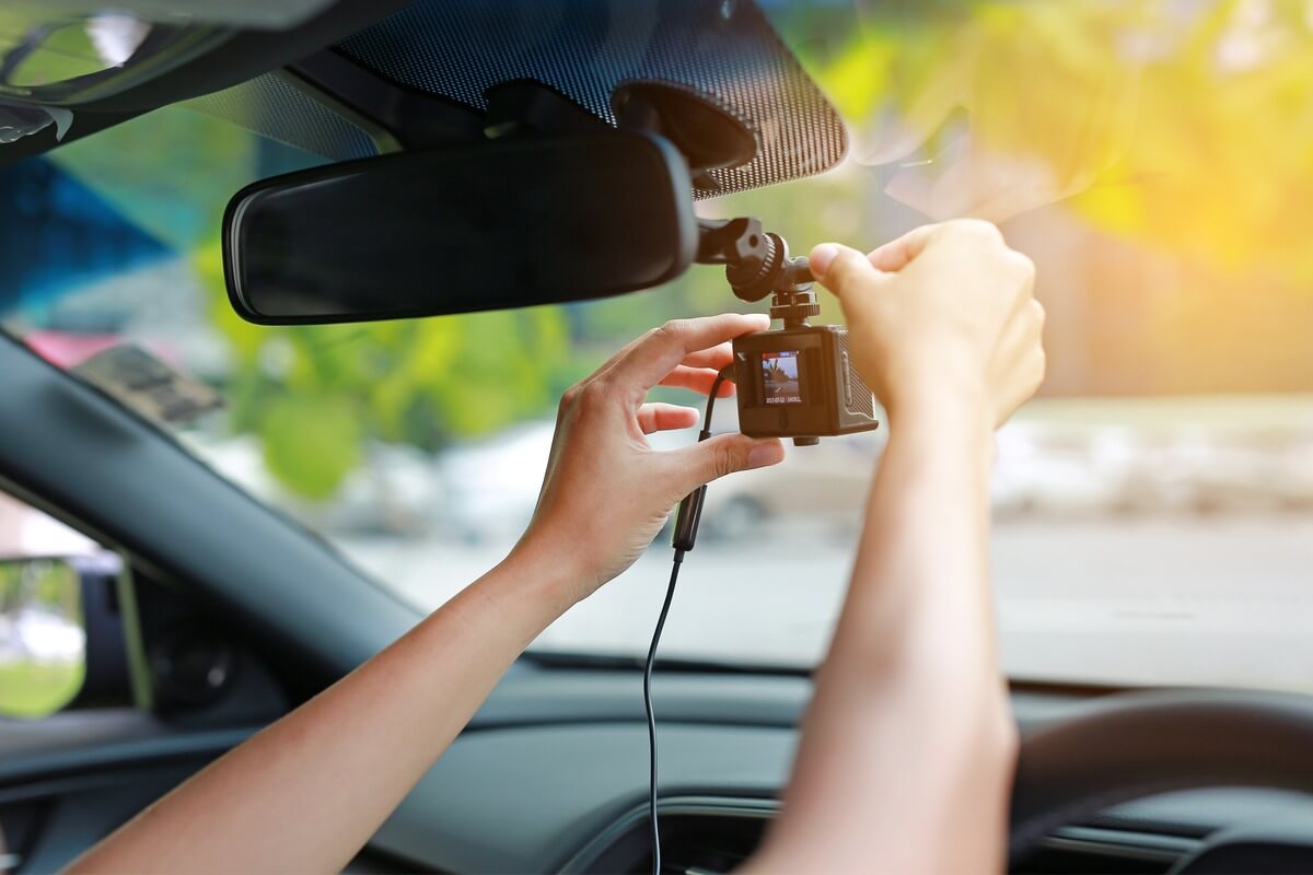 https://www.akdlawyers.com/wp-content/uploads/2021/09/Can-a-Dash-Cam-Help-Your-Car-Accident-Claim.jpg